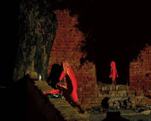 Red Clothes