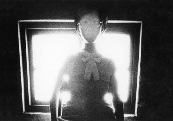 圖1:謝春德，〈第一次個展-窗〉，1968<br>Fig.1: Hsieh Chun-Te, First Solo Exhibition - Window , 1968